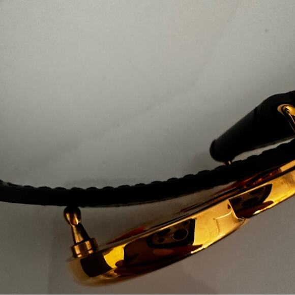 Authentic Gucci belt new never worn measures 32”| 1.5” wide - Picture 6 of 16